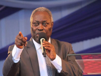  Pastor (Dr.) William Folalunsho Kumuyi