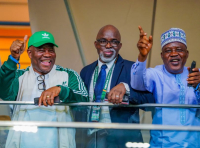 Senate President, Senator Godswill Akpabio (left).